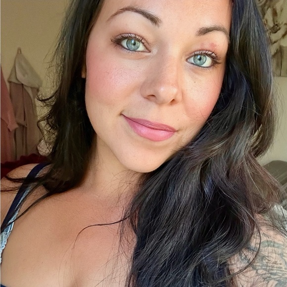 ashleyhendri395